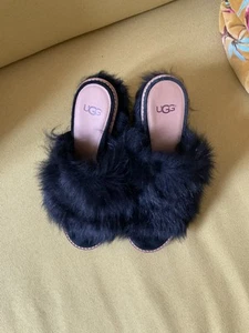 UGG: sensationelle Sandaletten,Lammfell und Leder,NEU,Gr. 39 - Bild 1 von 4