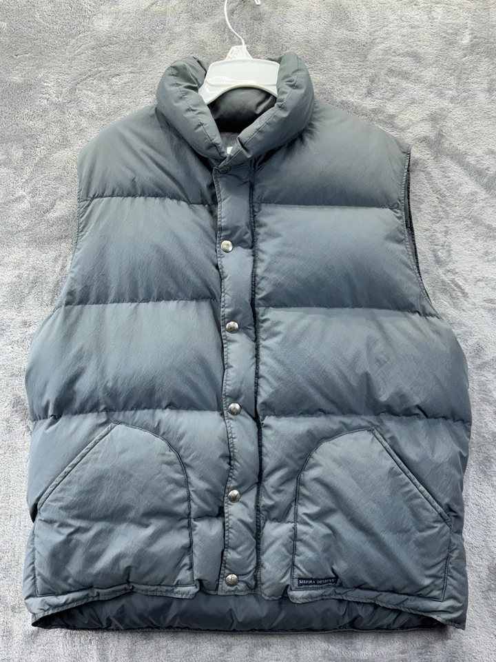 Chaleco acolchado acanalado de plumón de ganso Sierra Designs grande con cremallera completa a presión de colección Foto 1 de 4