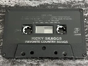 Ricky Skaggs - Favorite Country Songs [Audio Cassette Tape 1985 Epic] Canada - Picture 1 of 2