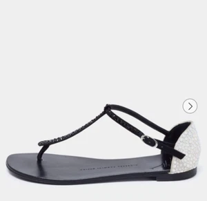 Sandalias de Tanga Giuseppe Zanotti Cubiertas de Cristal Negro Blanco Talla 37 Zapatos - Imagen 1 de 9