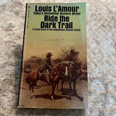 Ride The Dark Trail Western Paperback Book by Louis L'Amour Bantam Books 1972 Foto 1 de 4