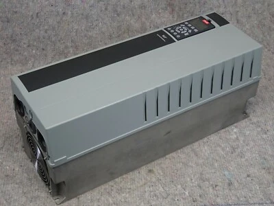 Danfoss FC-302 131B1528 FC-302P18KT5E21H1BGXXXXSXXXXAXBXCXXXXDX 400V 18,5kW - Bild 1 von 4