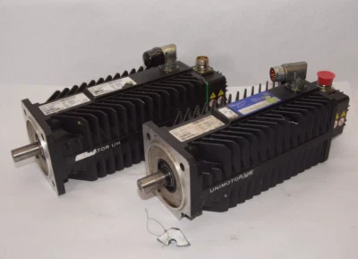 (Lote de 2) Técnicas de control Servomotor de CA sin escobillas 115UMC301CACAA **TAL CUAL** Foto 1 de 4