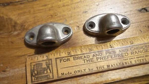 Dos piezas antiguas de LATCH Hardware, armario, niquelado - Imagen 1 de 2