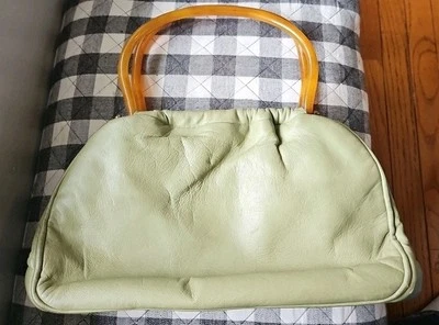 M.M. años 50 Cartera de piel de capa con asas de baquelita Foto 1 de 4