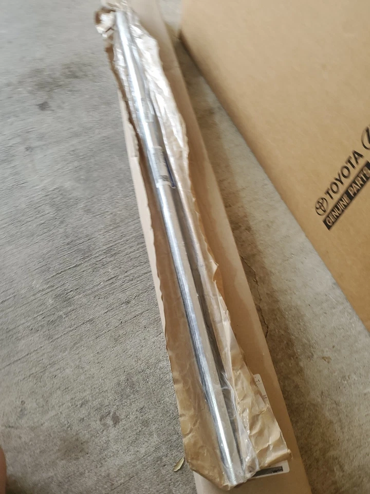 正品福特皮带成型 FA1Z-5821452-B — 第 1/3 张图片