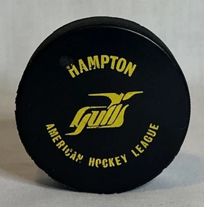 Offizieller Hampton Gulls AHL Hockey Puck - selten - Bild 1 von 2