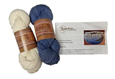 KIT DE LANA MOUNTAIN MEADOW - Bolso de fieltro llano - Dos madejas mostradas / patrón ¡Encantador! Foto 1 de 4