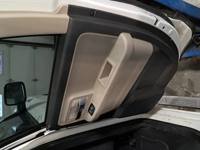 2011 Dodge Ram 1500 Right Front Door Trim Panel RF 4DR PU BLK Used 412047 Foto 1 de 4