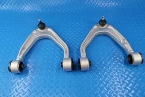 Brazos de control superiores izquierdo y derecho Maserati Ghibli Quattroporte #11229 - Imagen 1 de 7