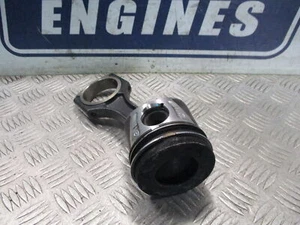 MERCEDES A200 2.1 CDI PISTON & CON ROD 2 65100 651.930 2014-2018 - Picture 1 of 8