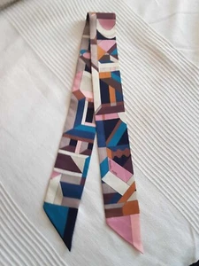 HERMÈS Foulard / Echarpe Twilly 86 x 5cm - Bel état - Bild 1 von 3