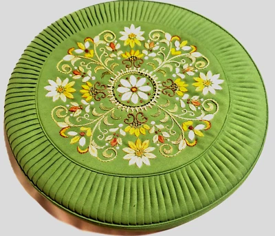 VTG 15" ROUND PLEATED DECORATIVE THROW PILLOW HAND EMBROIDERED LIME GREEN - Image 1 of 4