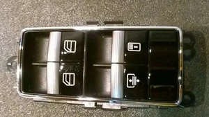 INTERRUTTORE COMANDO FINESTRINO LATO GUIDA POSTERIORE MERCEDES CLASSE S W221 A2218709610 - Foto 1 di 4