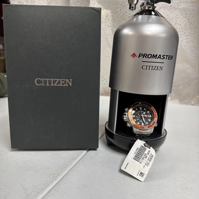 Reloj Citizen Pro Master con caja de reloj tanque de oxígeno y etiquetas BN2039-59E Foto 1 de 4
