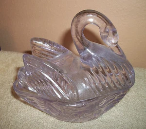 Crystal Swan  Trinket Container 5 x 3  - Imagen 1 de 6