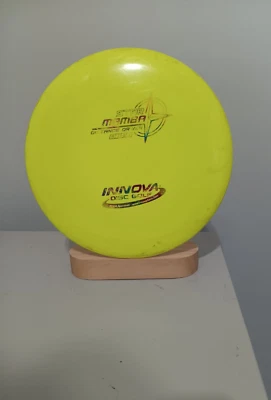 166 克 Innova Star Mamba 飞盘高尔夫距离球杆黄色带彩虹箔 — 第 1/4 张图片