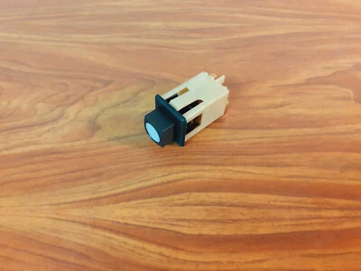 interrupteur DAV sans pictogramme véhicules TALBOT SIMCA PEUGEOT RENAULT 70 / 80 - Photo 1/4