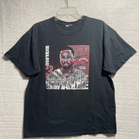 Miami Heat Dwyane Wade Shirt Mens Large Black Crew Neck Short Sleeve Graphic Cover
