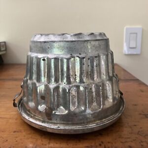 Antique Tin Steamed Pudding Mold With Locking Clips