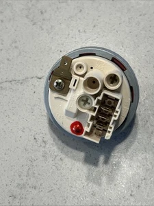 Miele Dishwasher Pressure Monitor Level Switch 06057220 From G892 - Picture 1 of 3