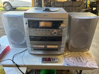 GPX 5-Compact Disc Stereo Home Music System w/ Speaker Model S7694 Read Descrip! - Image 1 of 4