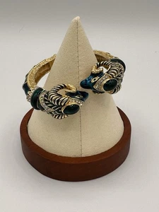 Unsigned Craft Like Double Ram Heads Hinged Cuff Bracelet - Picture 1 of 9
