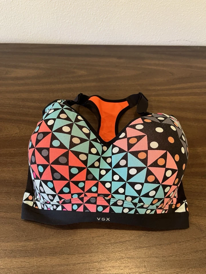Victoria's Secret VSX Sport Bra 32DDD Victorias Secret Geometric Sport - Image 1 of 4