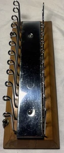 "Soporte para corbata/collar MCM Sélectie vintage años 60 madera y plata 3,5 x 10""" - Imagen 1 de 9