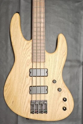 Bajo Spector BOB 4 - SN #10 De colección Hecho en EE. UU. - Preamplificador Cápsula Tono Vidrio Oscuro Foto 1 de 4