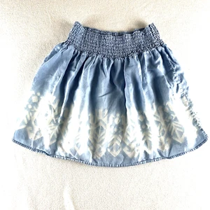 Love Stitch Skirt Size M Smocked Elastic Stretch Waist Blue Chambray Mini Pullon - Picture 1 of 6