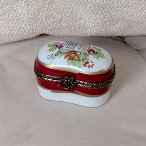 Vintage Geschenk LIMOGES Frankreich Peint Hauptmusik Thema Scharnier Schmuck Pillendose signiert - Bild 1 von 9