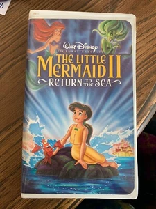 Little Mermaid II: Return to the Sea - VHS (2000, Clamshell) - Picture 1 of 4