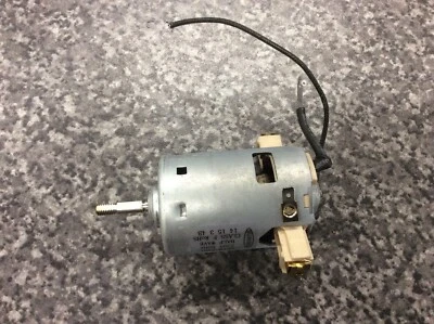 De'Longhi FH1363 Electric Air Fryer Top Fan Motor — 第 1/2 张图片