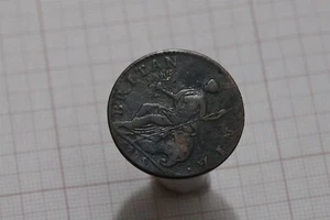 π§ πΊπΈ USA COLONIAL EVASION HALF PENNY 1775 SHARP DETAILS B73 #K6283 - Picture 1 of 3