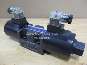 Yuken Hydraulic Solenoid Valve DSG-03-3C3-D24-N1-51T - Picture 1 of 2