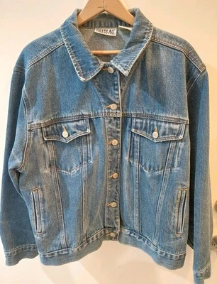 Chaqueta vaquera vintage años 90 Bill Blass talla grande estilo camionero azul denim Foto 1 de 4
