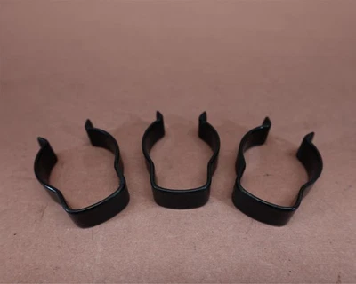 Harley Davidson Iron 883 XL883N 2009-2022 clips de soporte de cableado Foto 1 de 4