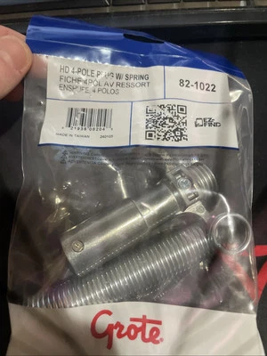 Grote HD enchufe de 4 polos con parte de resorte # 82-1022 Foto 1 de 2