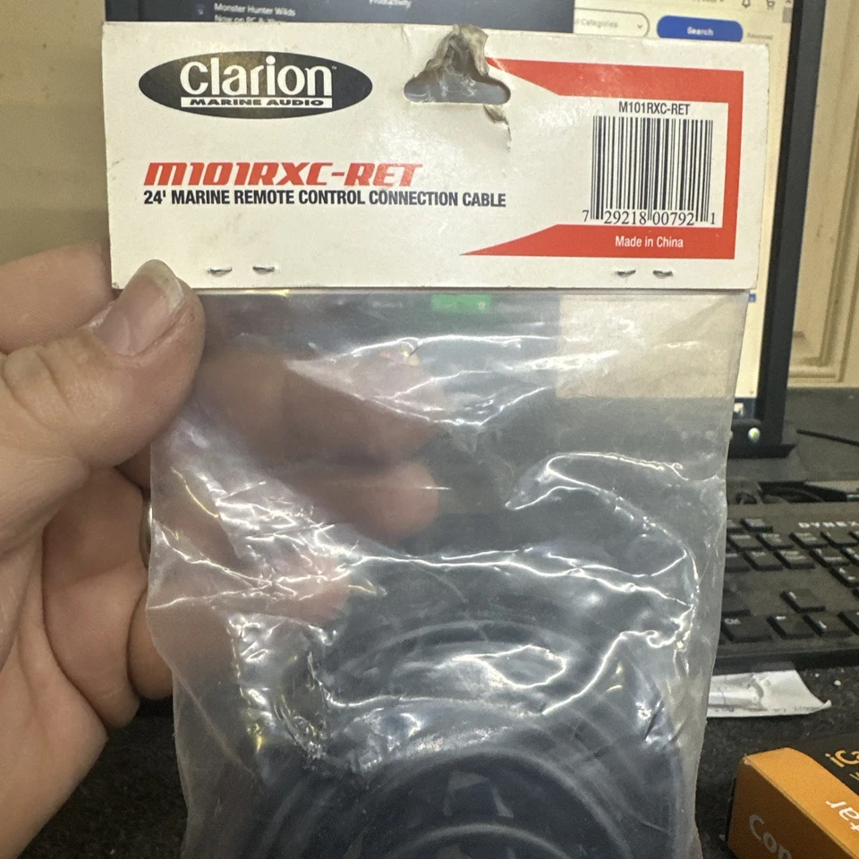 Cabo de extensão de controle remoto M101RXC-RET Clarion Marine  - Imagem 1 de 1