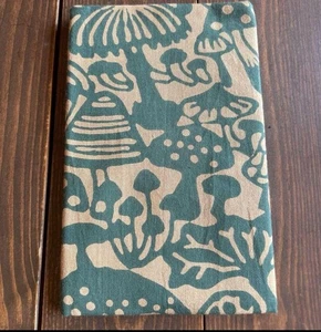 Kamawanu Tenugui Mushroom Encyclopedia - Picture 1 of 3