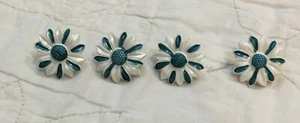 4 ct Vintage Curtain Tacks Tie Backs Upholstery Plastic White Teal/Blue Flowers - Imagen 1 de 3