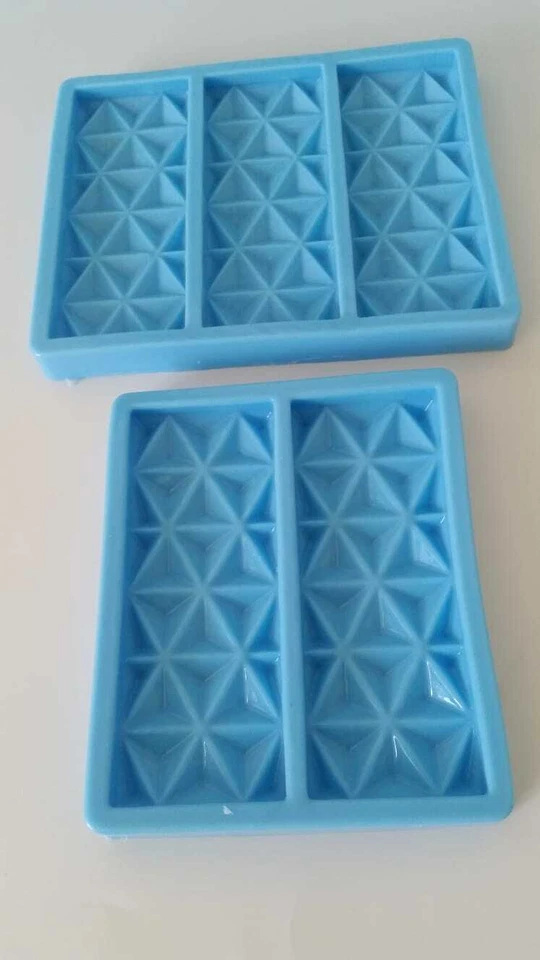 Snap Bar-Styled Silicone Mould For Wax Melts, Candles, Soaps, Resin, Tarts - Image 1 of 1