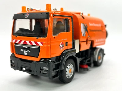 CONRAD MODELLE GMBH CONRAD Modelle I BUCHER CityFant 6000 Kehrmaschine (1:50) "SENN"