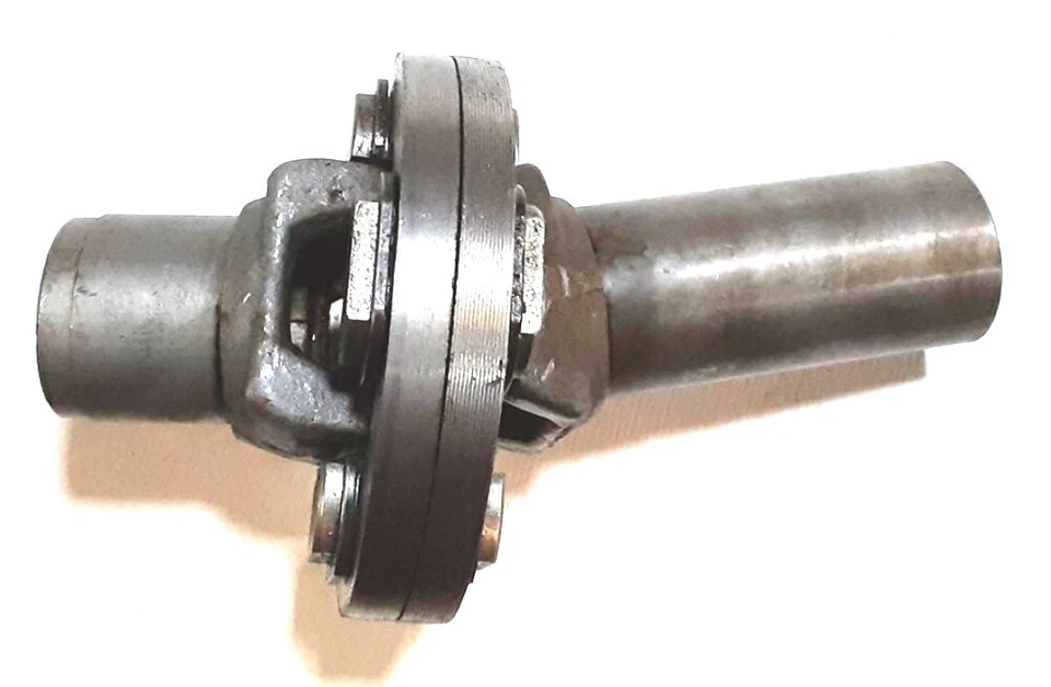 U-joint for 1937 1938 1939 Chevrolet Master, Deluxe, 1/2 Ton Truck - Image 1 of 1