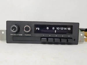 1986 1987 Jeep Cherokee/Commache AM Radio Model No 8956001650 Rare OEM AR-3900XJ - Picture 1 of 13