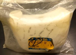 TANQUE DE COMBUSTIBLE ROBIN 5079, 9176, 510 65001 00 PARA HT02T - Imagen 1 de 6