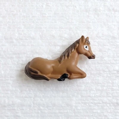 JHB Horse Button 28mm Shank Novelty Brown Sitting Farm Animal Sewing Art Crafts - Image 1 of 4