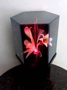 Vintage 1980s Rotating Color Changing Fiber Opric Flower Lamp (11"x6") - Picture 1 of 10