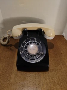Vintage Bell System Western Electric BLACK Rotary Phone - Untested - Picture 1 of 12